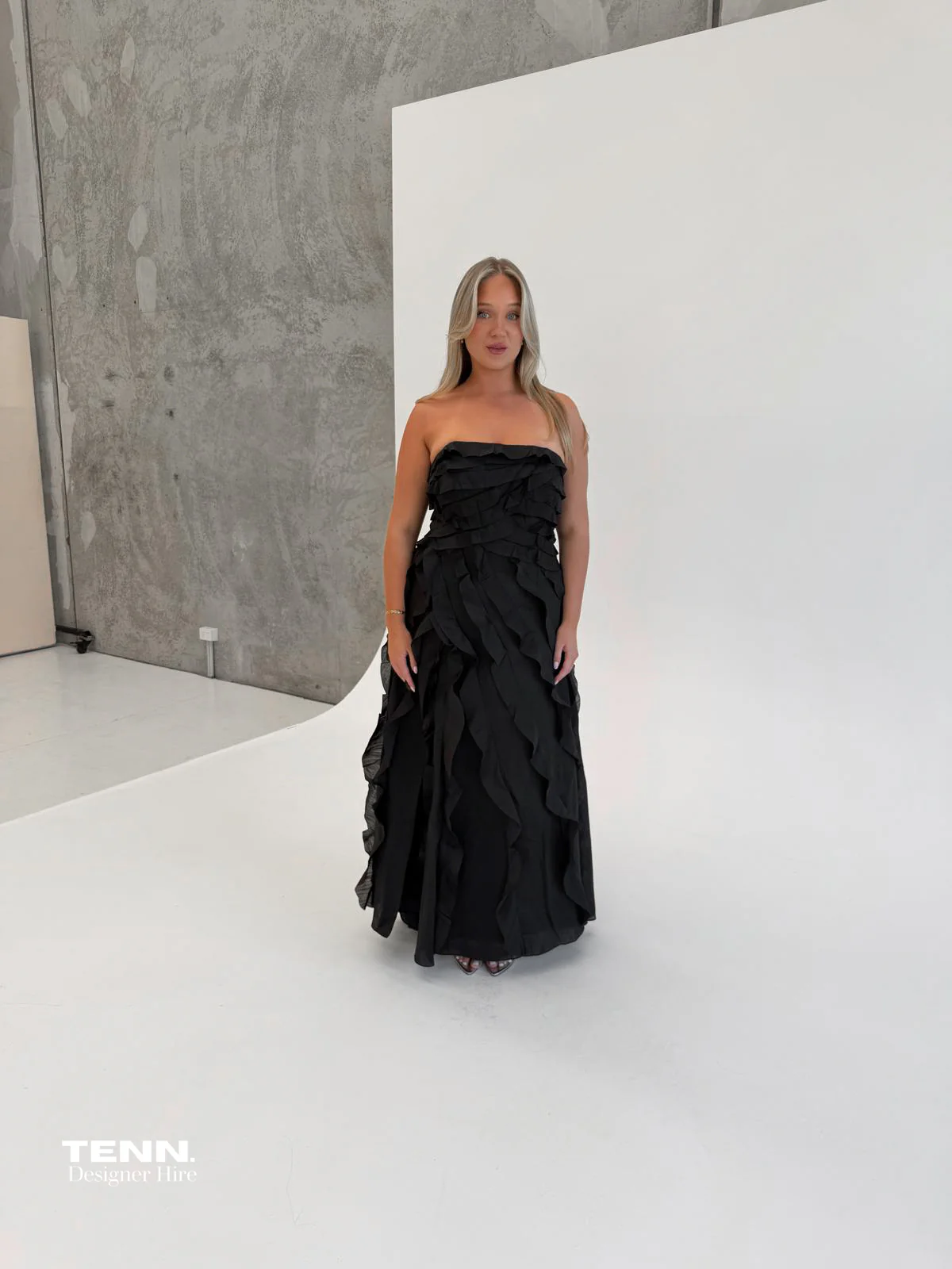 Allairie Gown - Black (limited edition) - Image 7