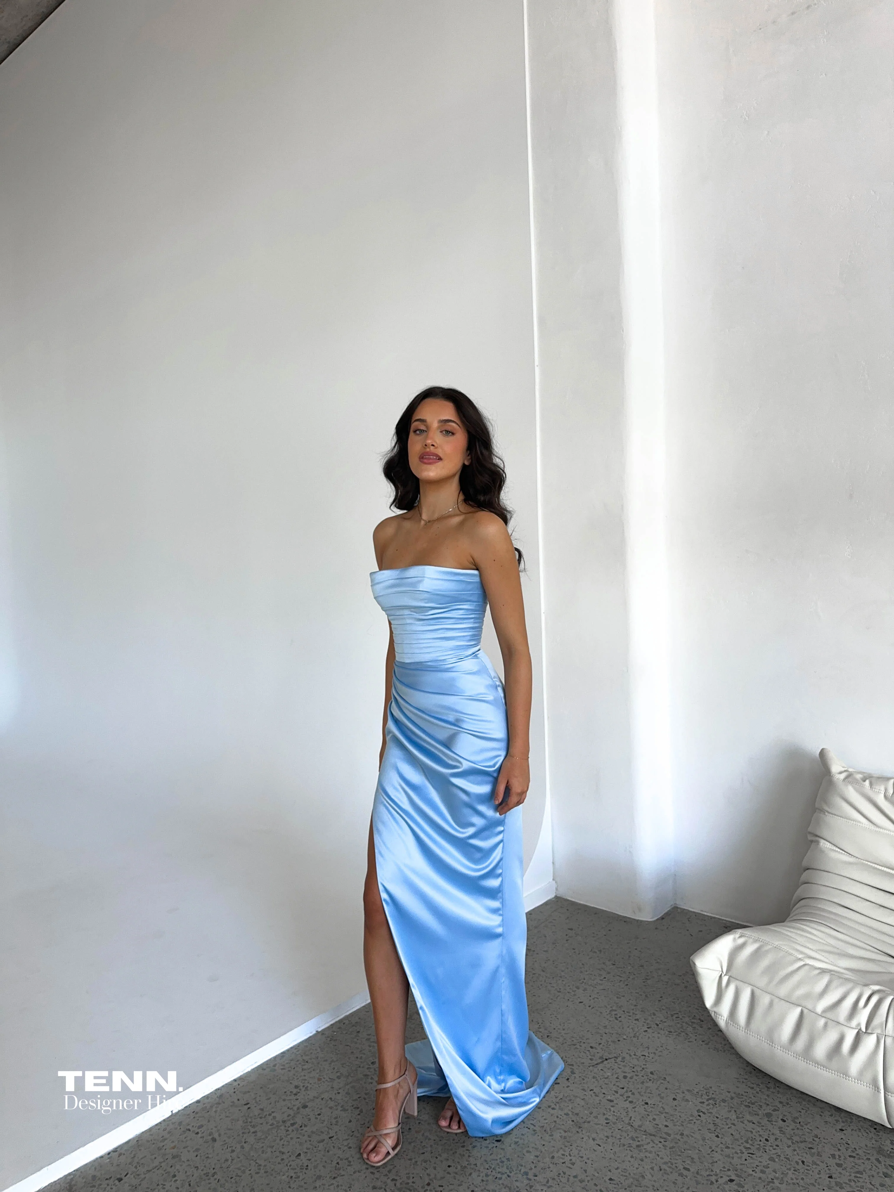 Pierre gown - Light Blue - Image 6