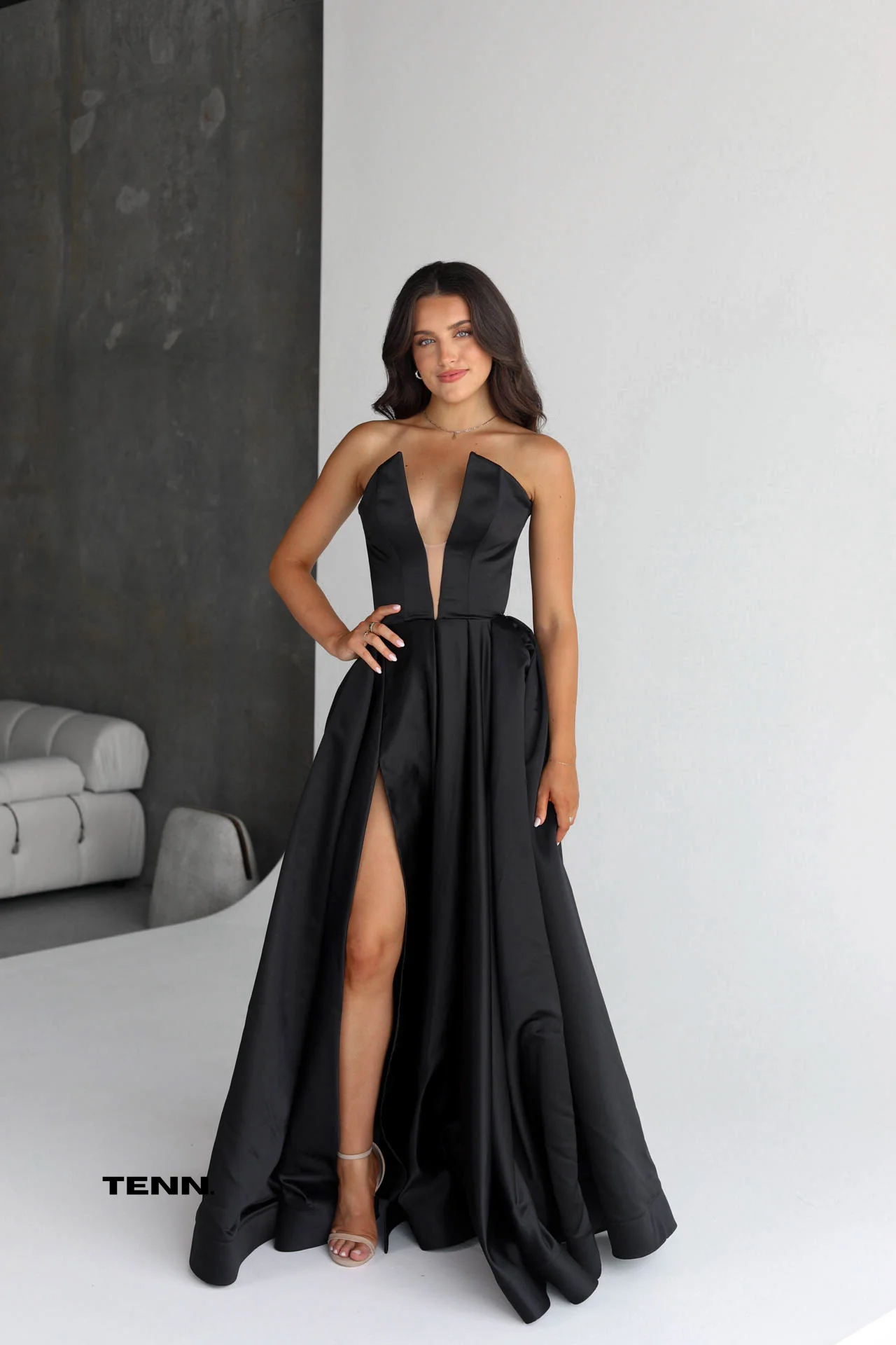 Vienna Gown - Black